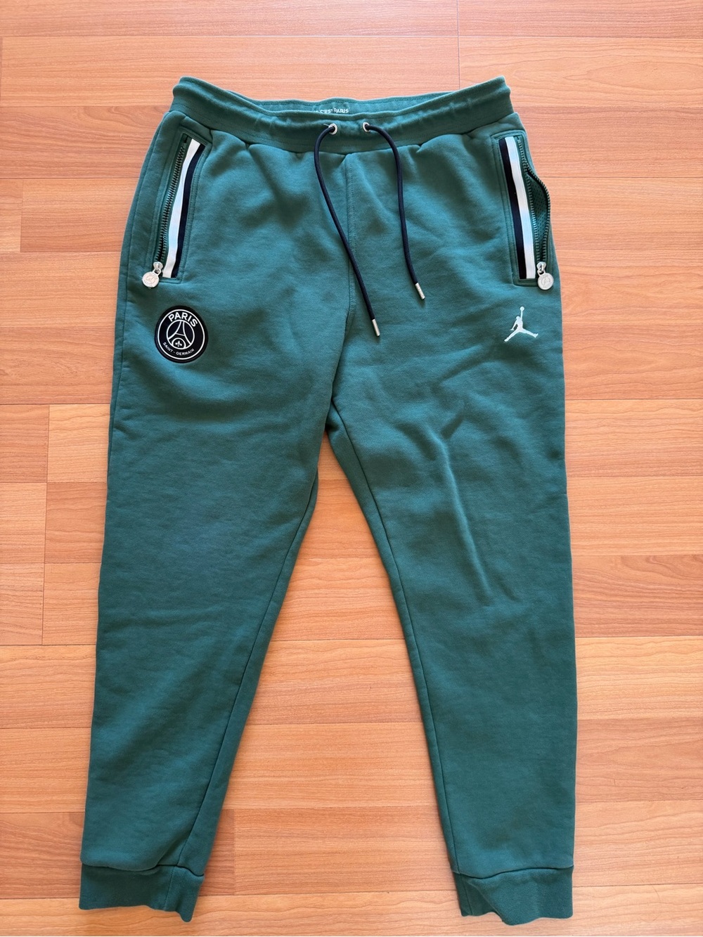 Jordan x PSG “Ici C’est Paris” Green Fleece Joggers XL